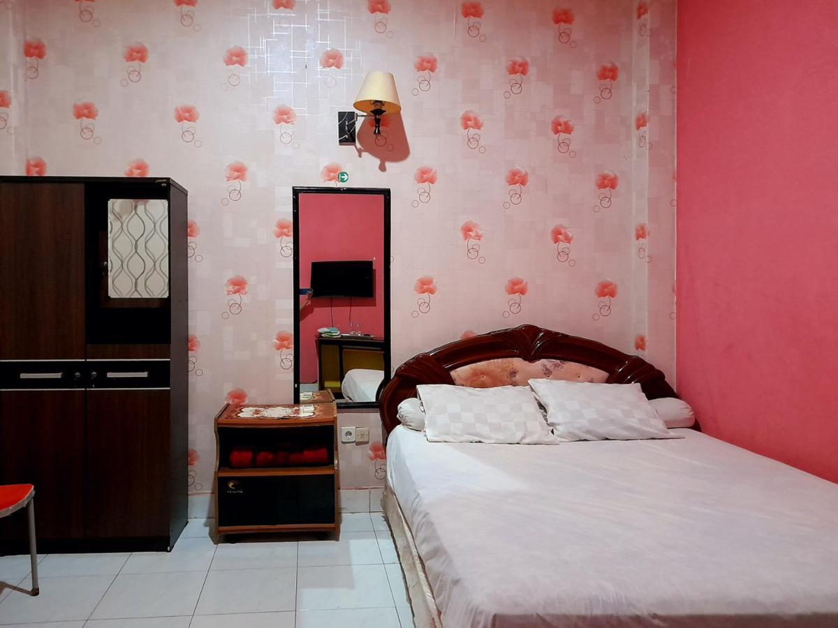 Hotel Rosichan Bau Bau Mitra Reddoorz Bau-Bau Exterior foto